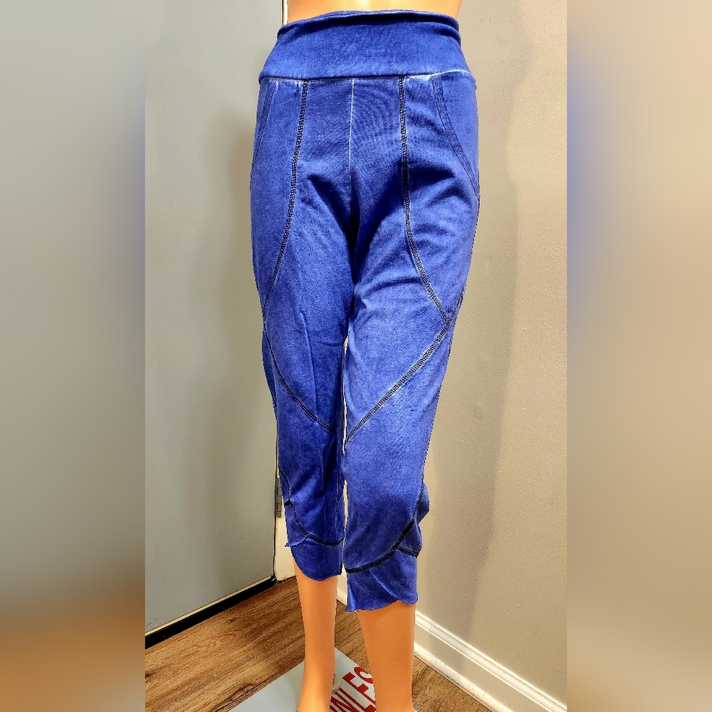 Stylish Blue Crop Jogger Pants